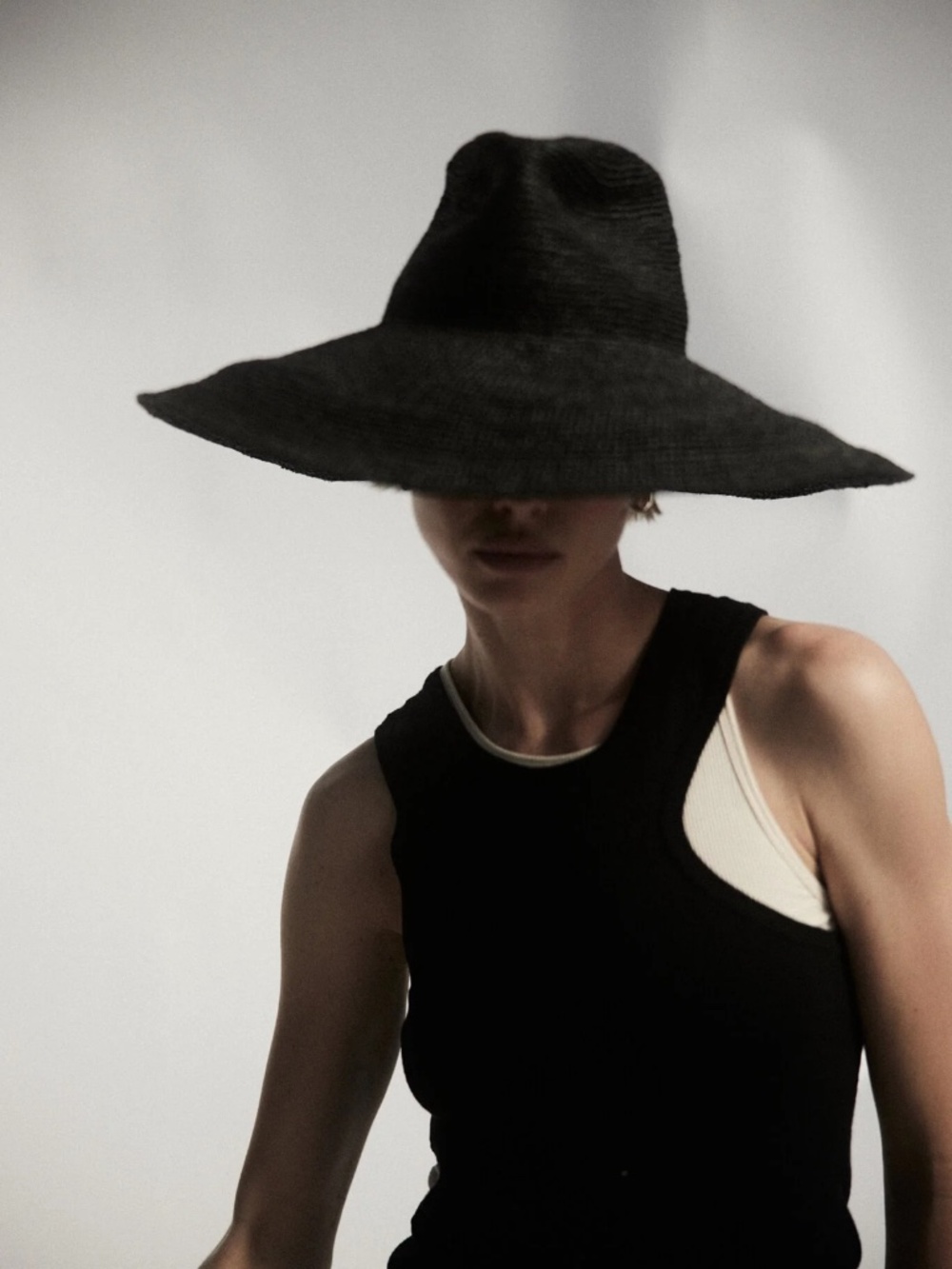 Janessa Leone Waverly Raffia Hat S